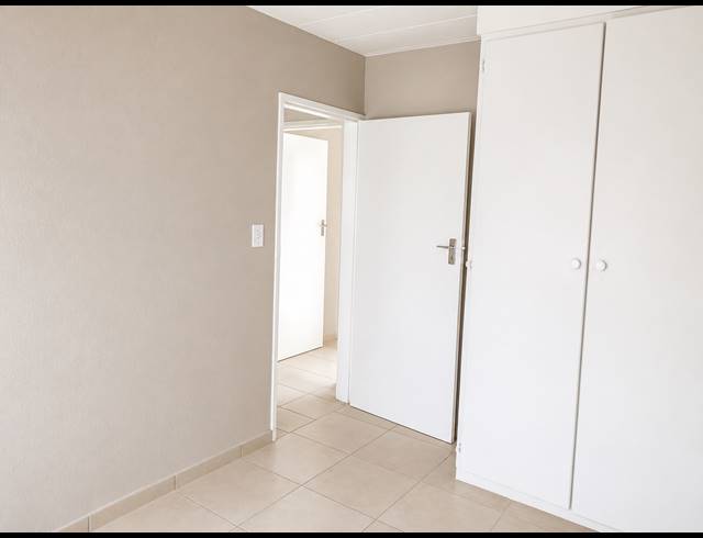 2 BEDROOM TOWNHOUSE FOR SALE IN EDEN GLEN